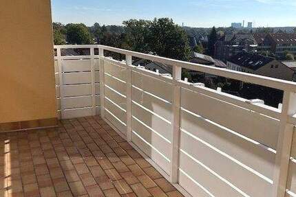 Ein Rohdiamant zum Schleifen - Wohnung zum Sanieren mit Ausblick und Garage!!! 3 zimmer