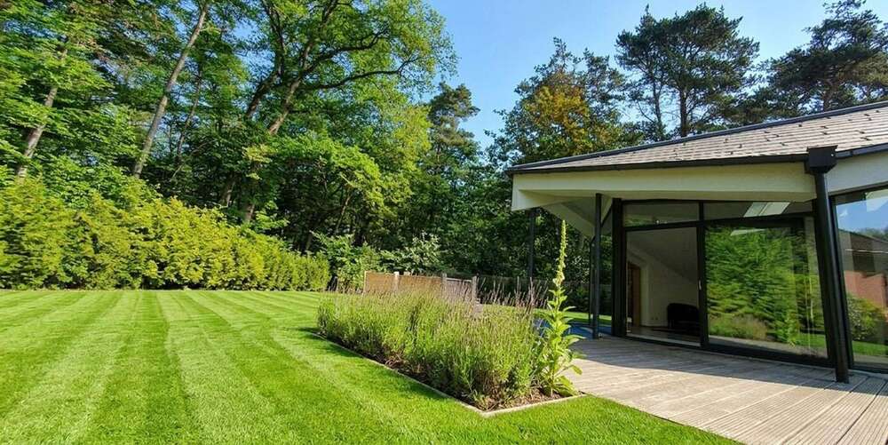 Einfamilienhaus Langenhagen - 9 Zimmer, 375 m&sup2;, 1.820.000&euro; | Angebot:26460237