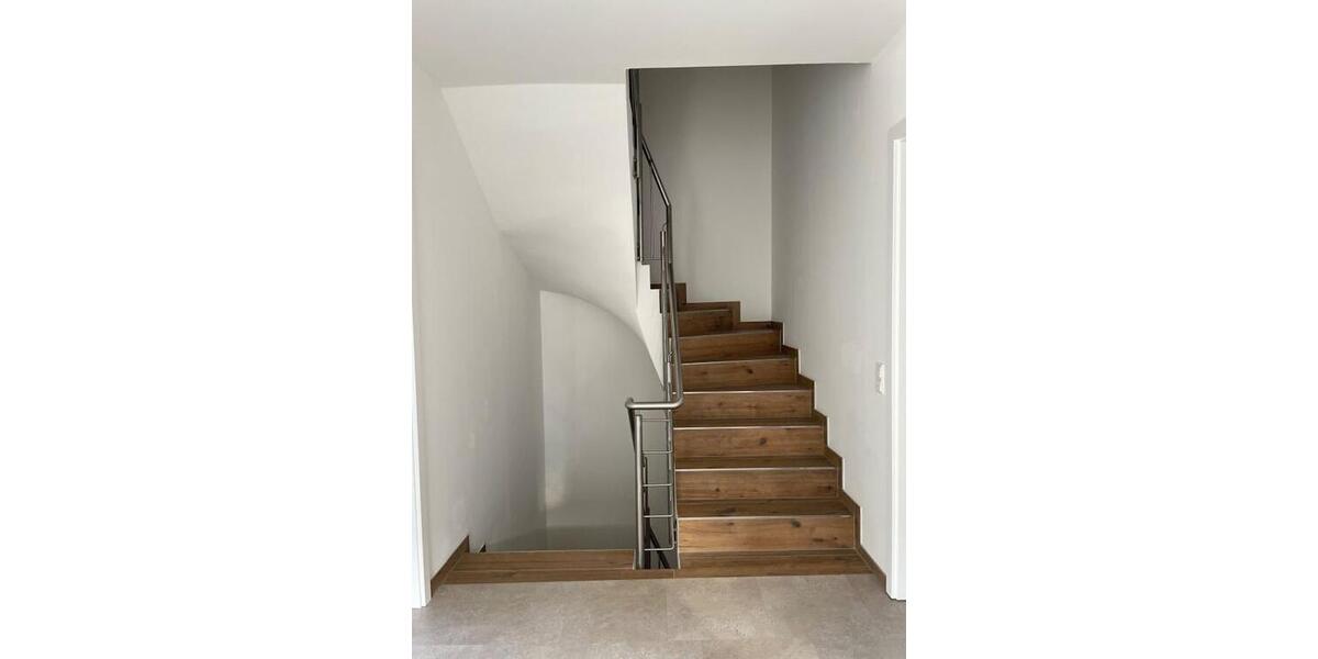 ERSTBEZUG Moderne Reihenhäuser im Zentrum von Großburgwedel - ab Januar 2026 5 zimmer