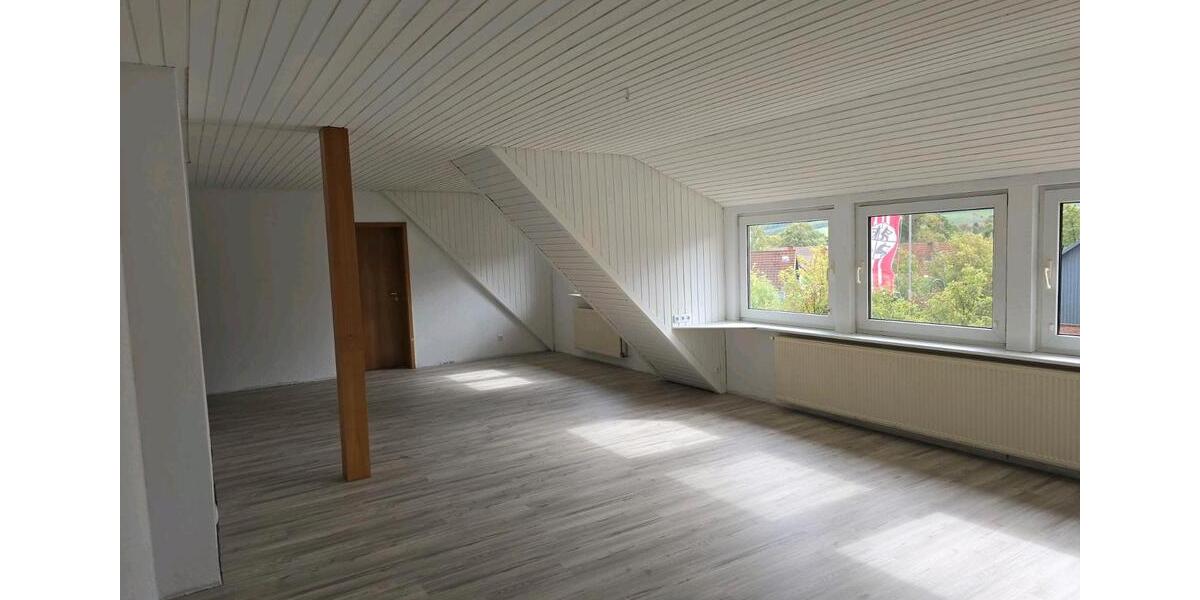 Etagenwohnung Bad Münder am Deister - 4 Zimmer, 118 m&sup2;, 770&euro; | Angebot:27571640