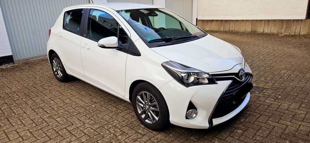 Yaris