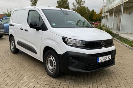 Opel Combo 17.000 km 17.900 € Laatzen 30880