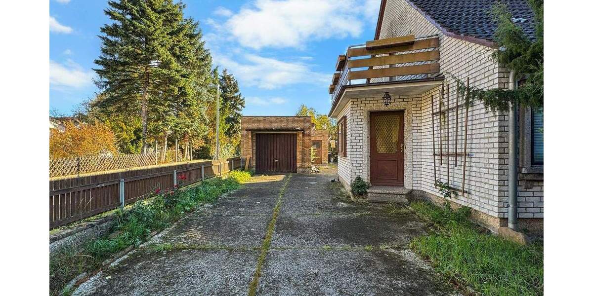 Doppelhaushälfte Hannover Mittelfeld - 5 Zimmer, 100 m&sup2;, 125.000&euro; | Angebot:25195906