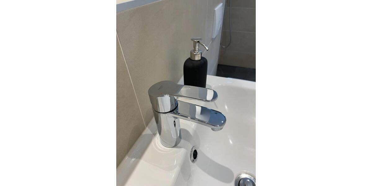 --Provisionsfrei-- Sanierte Traumwohnung - Einziehen &Wohlfühlen 2 zimmer