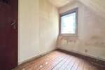 Solides Einfamilienhaus mit viel Potenzial in sehr gute Lage ! 4 zimmer