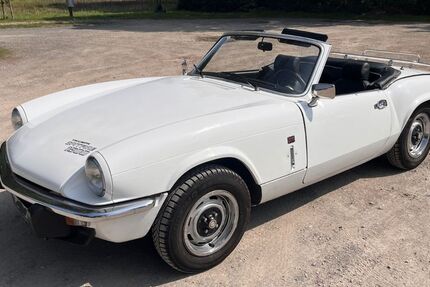 Triumph Spitfire 30.500 km 11.900 &euro; Hannover 30539