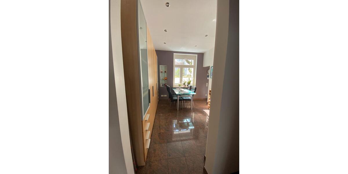 Hochparterre Hannover Linden-Limmer - 3 Zimmer, 57 m&sup2;, 289.000&euro; | Angebot:25999845