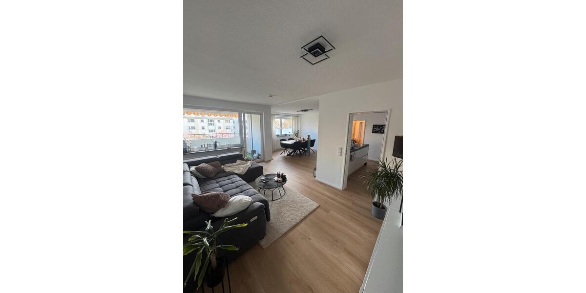 Etagenwohnung Hannover Ricklingen - 4 Zimmer, 110 m&sup2;, 330.000&euro; | Angebot:26058977