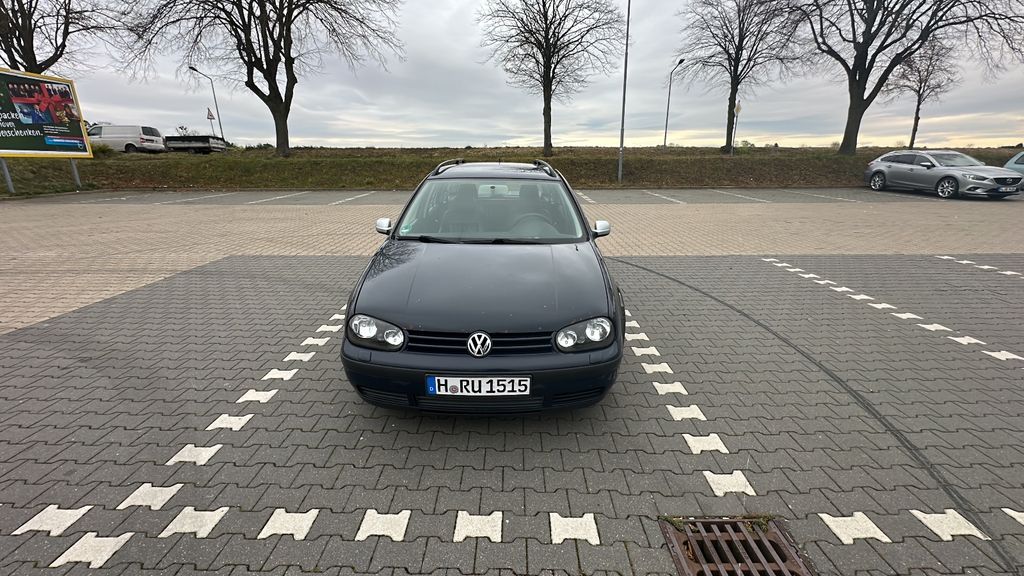 VW Golf 341.000 km 3.099 &euro; Barsinghausen 30890