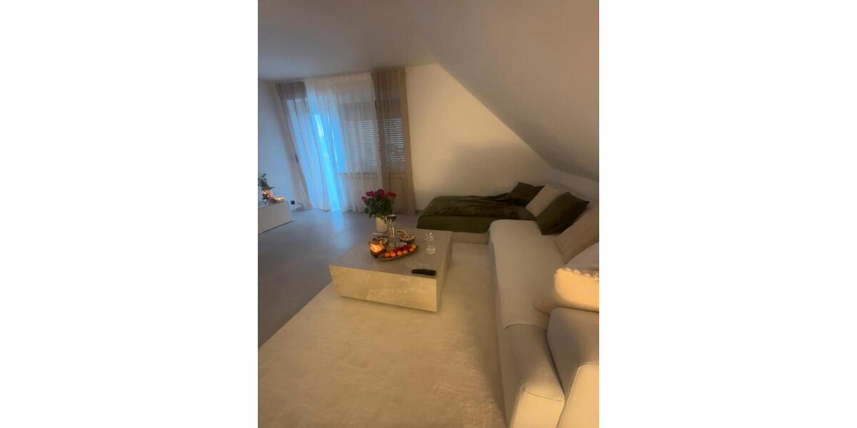 Dachgeschoßwohnung Seelze - 3 Zimmer, 89 m&sup2;, 250.000&euro; | Angebot:27622188