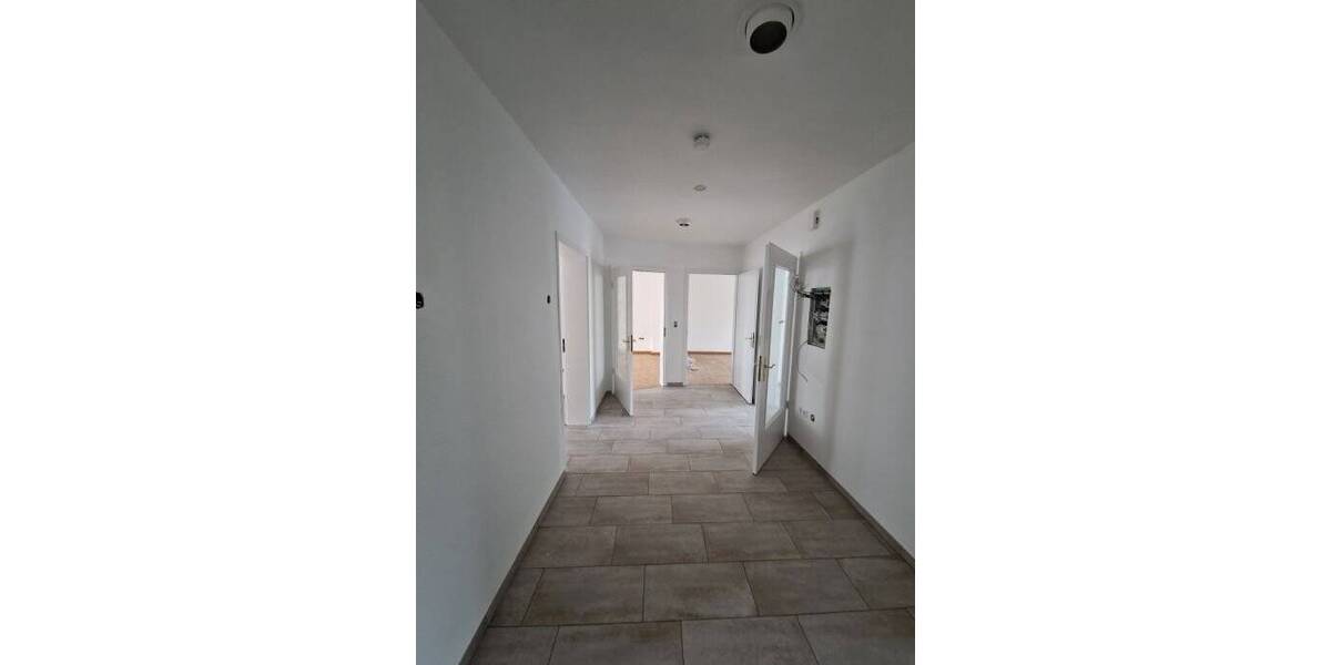 Sanierte 4-Zimmer-Wohnung mit Balkon in der Oststadt 4 zimmer