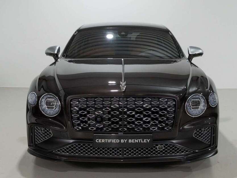 Bentley Flying Spur 2.090 km 289.211 € Hannover 30655