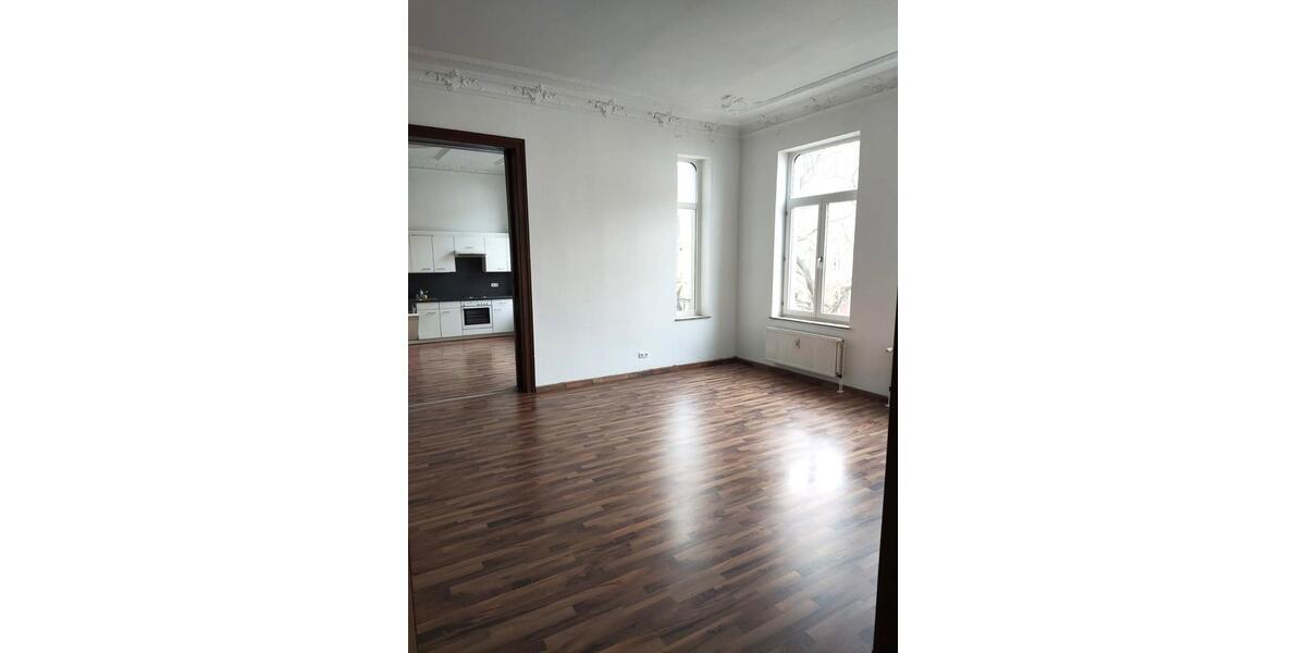Etagenwohnung Hannover Vahrenwald-List - 2 Zimmer, 110 m&sup2;, 1.890&euro; | Angebot:26545120