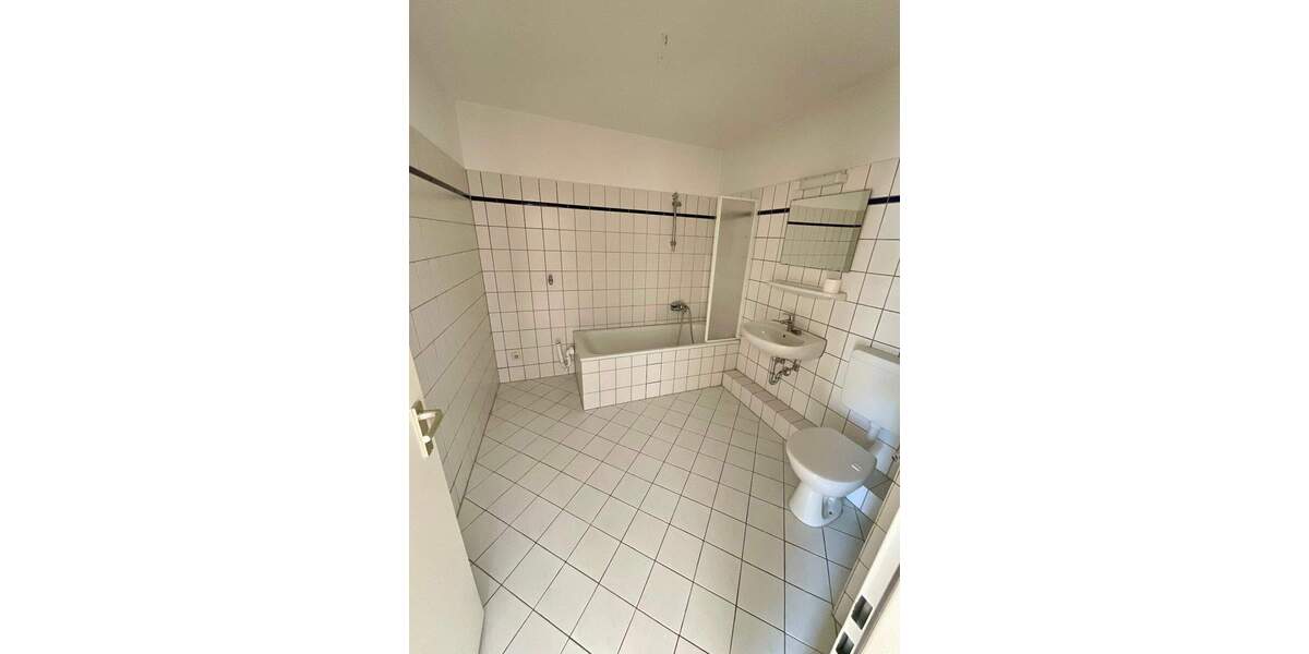 Etagenwohnung Ronnenberg - 4 Zimmer, 86 m&sup2;, 820&euro; | Angebot:24828416