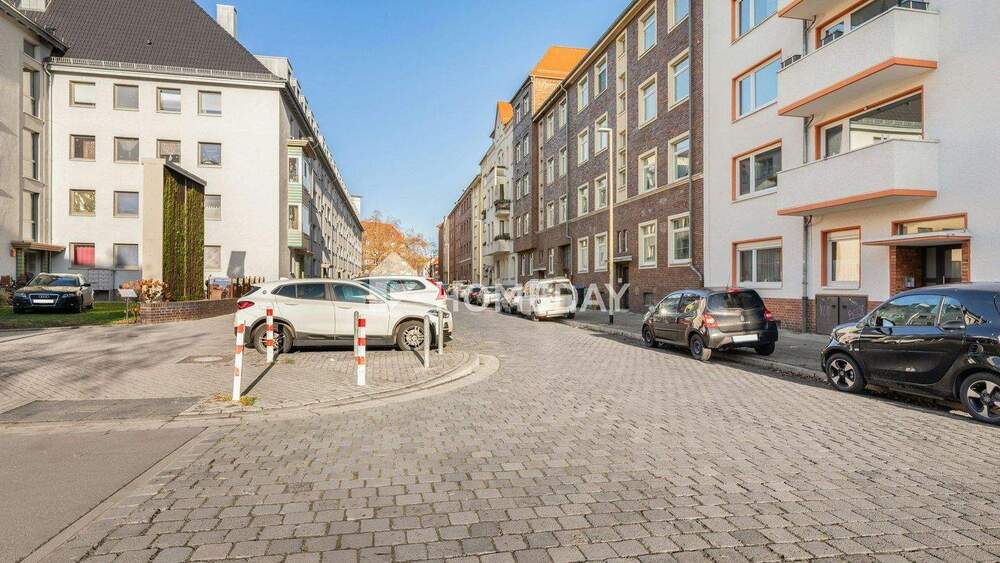 Stilvoll, zentral & bezugsfrei: Sanierte 2-Zimmer-Wohnung mit Loggia in der Südstadt 2 zimmer