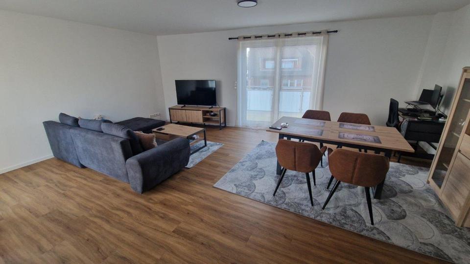 helle,stilvolle 2-Zimmer-Wohnung,inkl.EBK,Wärmepumpe&PV-Anlage zimmer