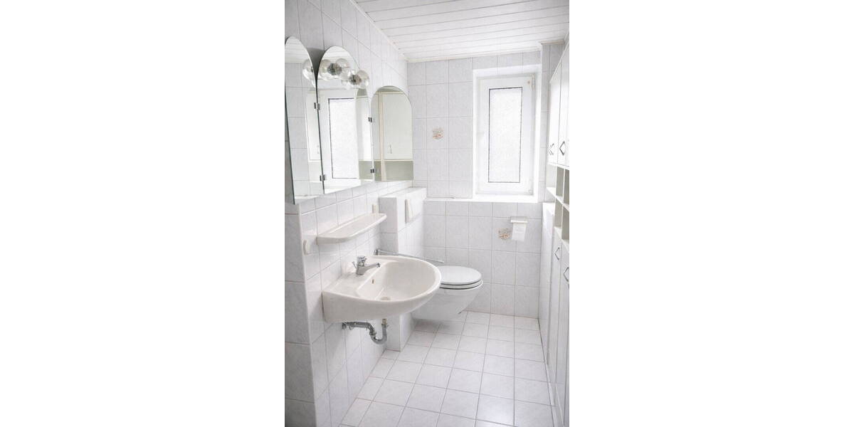 Mehrfamilienhaus, Wohnhaus Bad Münder OT Bakede Bakede - 1 Zimmer, 280 m&sup2;, 330.000&euro; | Angebot:26257546
