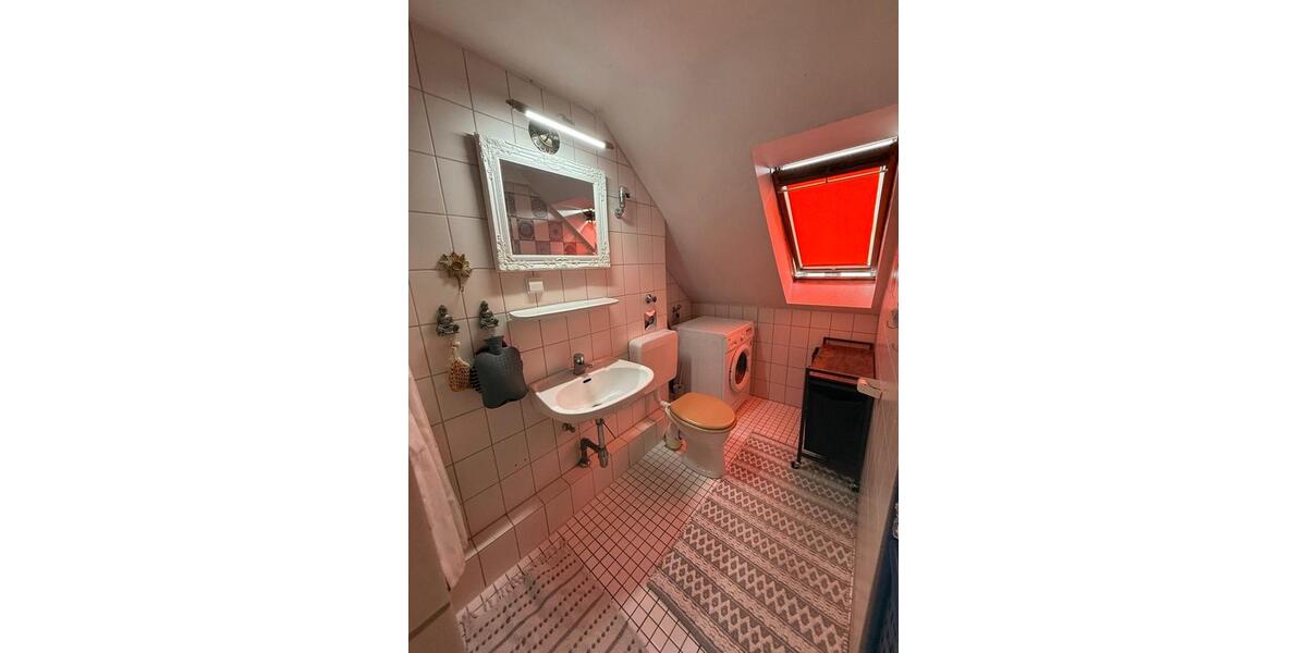 Dachgeschoßwohnung Hannover Linden-Limmer - 1.5 Zimmer, 70 m&sup2;, 950&euro; | Angebot:26277715