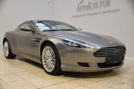 Aston Martin DB9