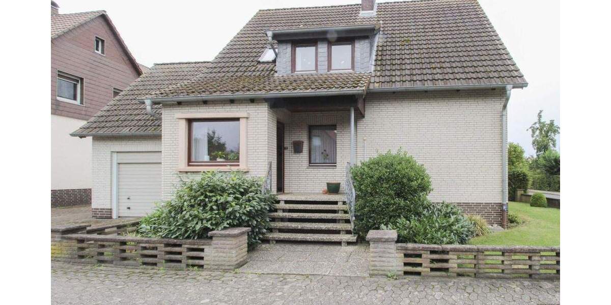 Ob Einfamilien- oder Zweifamilienhaus mit viel Platz und Raum in Lehrte-Immensen 8 zimmer