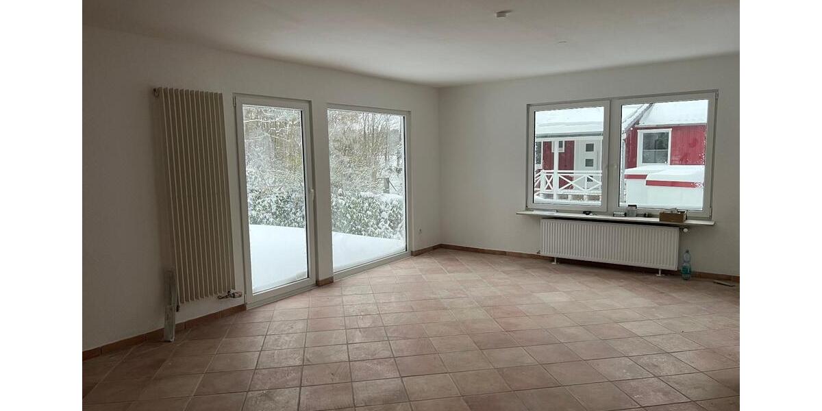 Zwei Generationen Haus komplett saniert, mit großen Garten 6 zimmer