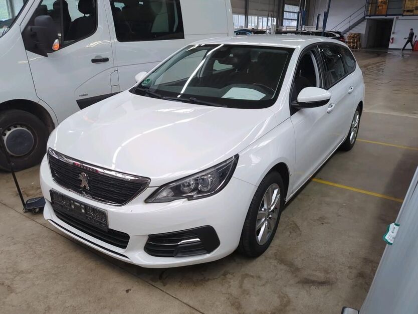 Peugeot 308 146.212 km 8.950 € Hannover 30419