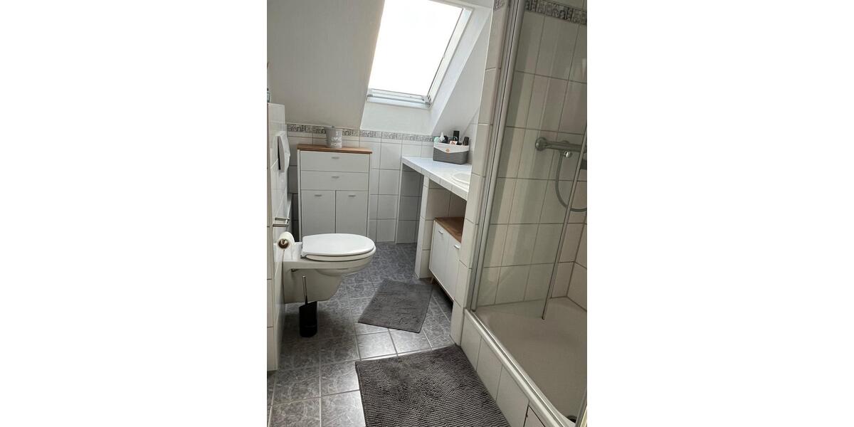 Dachgeschoßwohnung Garbsen - 3 Zimmer, 68 m&sup2;, 249.000&euro; | Angebot:27440835