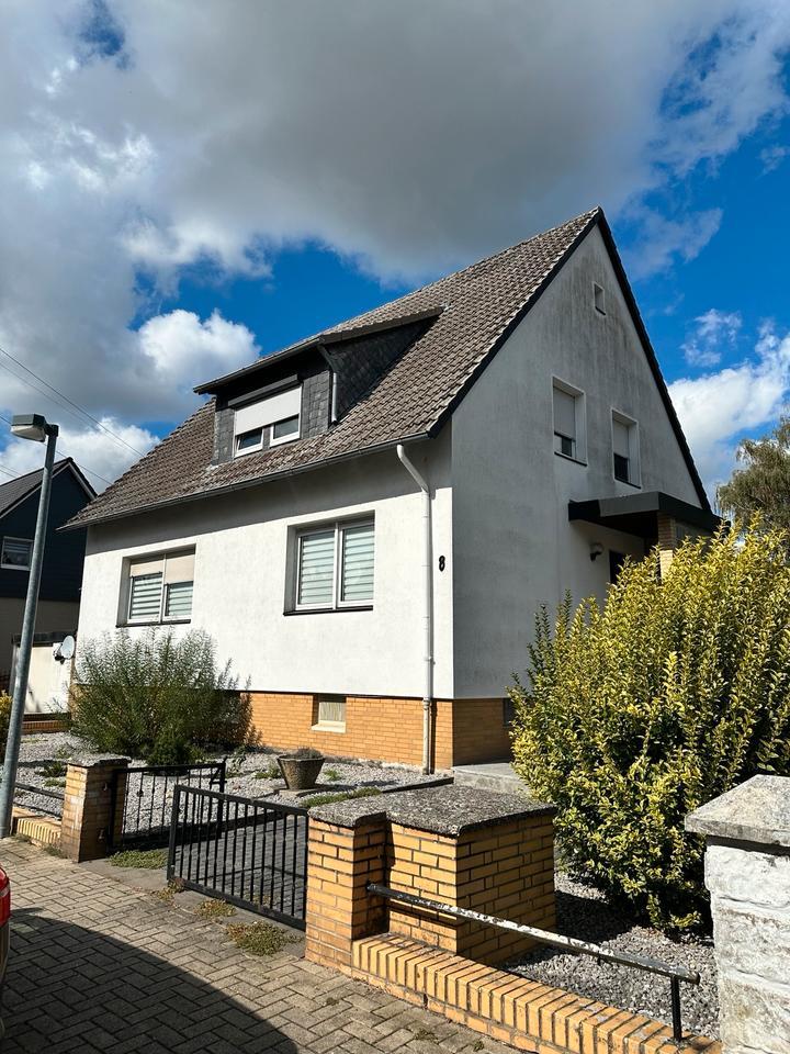EinfamilienhausZweifamilienhaus in 31275 Lehrte