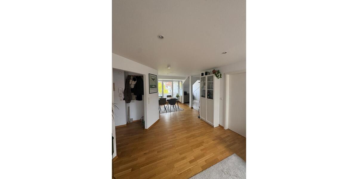 Dachgeschoßwohnung Hannover Bult - 3 Zimmer, 78 m&sup2;, 1.095&euro; | Angebot:26327302