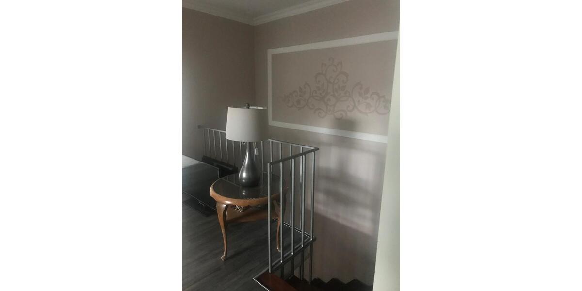 Endreihenhaus direkt im Zentrum zu vermieten 4 zimmer