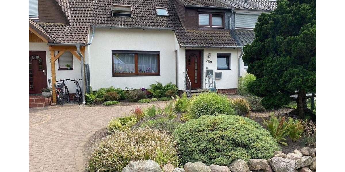 Großzügiges Reihenmittelhaus mit Garten & Garage in zweiter Reihe am Mittellandkanal 5 zimmer