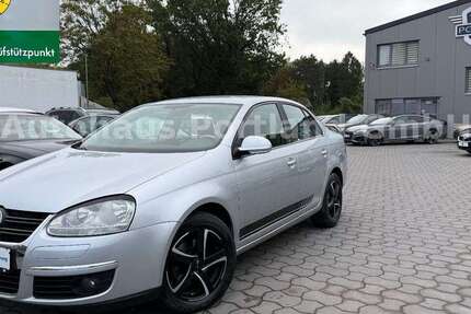 VW Jetta 195.647 km 2.999 &euro; Hannover 30629