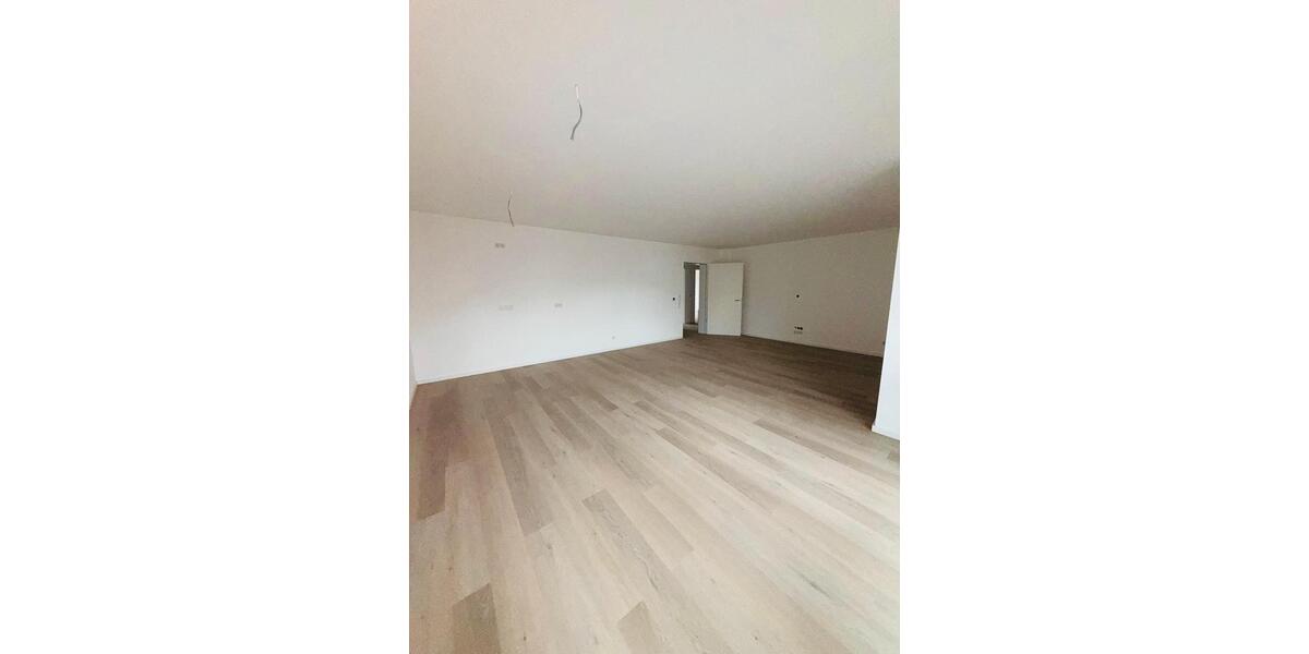 Etagenwohnung Hannover Vahrenwald-List - 4 Zimmer, 106 m&sup2;, 1.395&euro; | Angebot:26441379