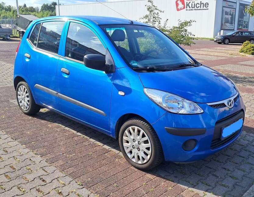 i10