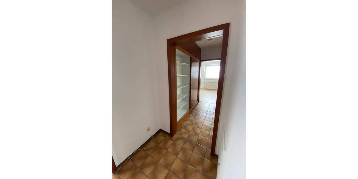 Etagenwohnung Garbsen Berenbostel - 2 Zimmer, 82 m&sup2;, 170.000&euro; | Angebot:24911255