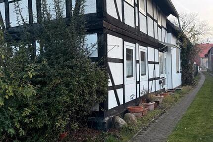 Haus Hannover Döhren-Wülfel - 4 Zimmer, 130 m&sup2;, 1.400&euro; | Angebot:25721812