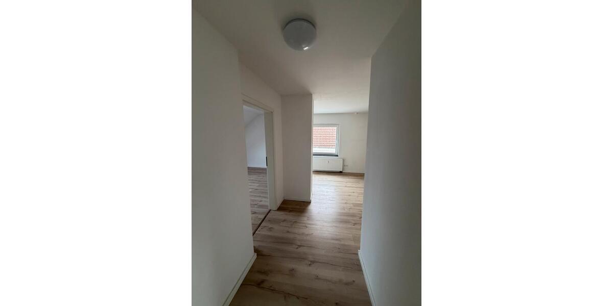 Dachgeschoßwohnung Burgdorf - 2 Zimmer, 50 m&sup2;, 550&euro; | Angebot:26610258