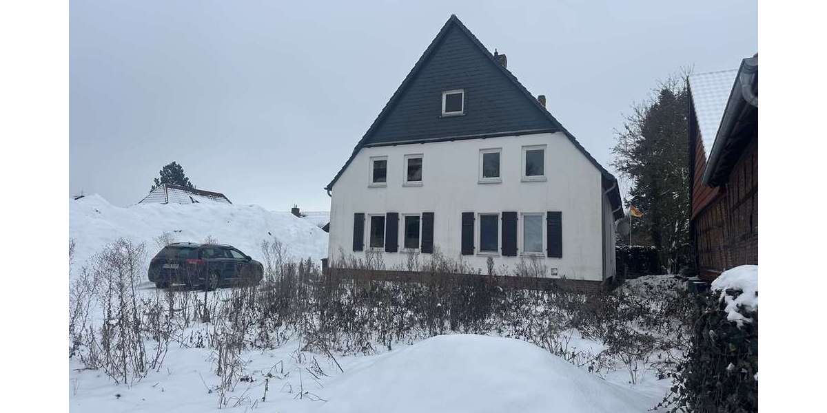 Einfamilienhaus Laatzen - 12 Zimmer, 250 m&sup2;, 629.000&euro; | Angebot:24813151