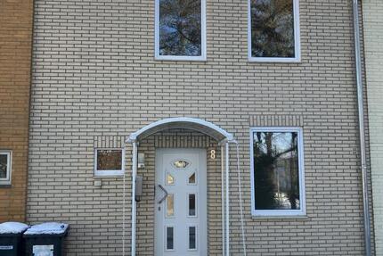 Mittelreihenhaus mit Garten und Carport in Alt-Laatzen 4 zimmer