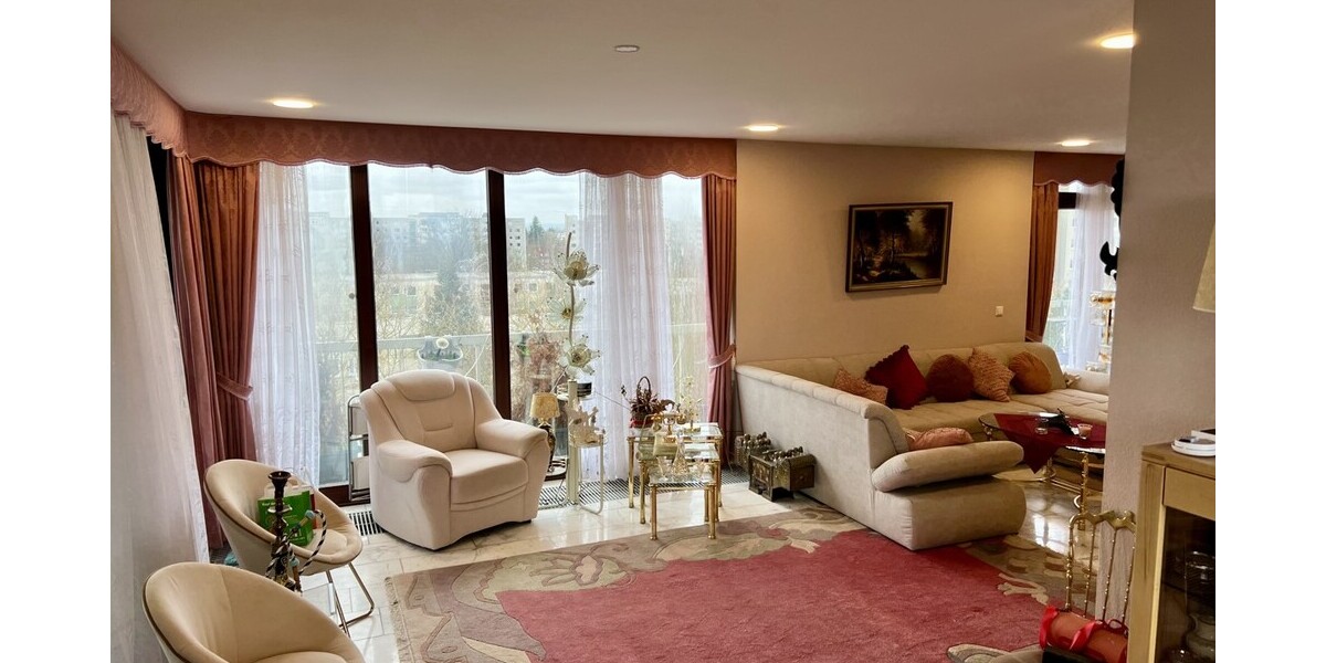 REDUZIERT! Saniertes Penthouse in Laatzen – 3-Zimmer-Traumwohnung mit Balkon & Fahrstuhl! 3 zimmer