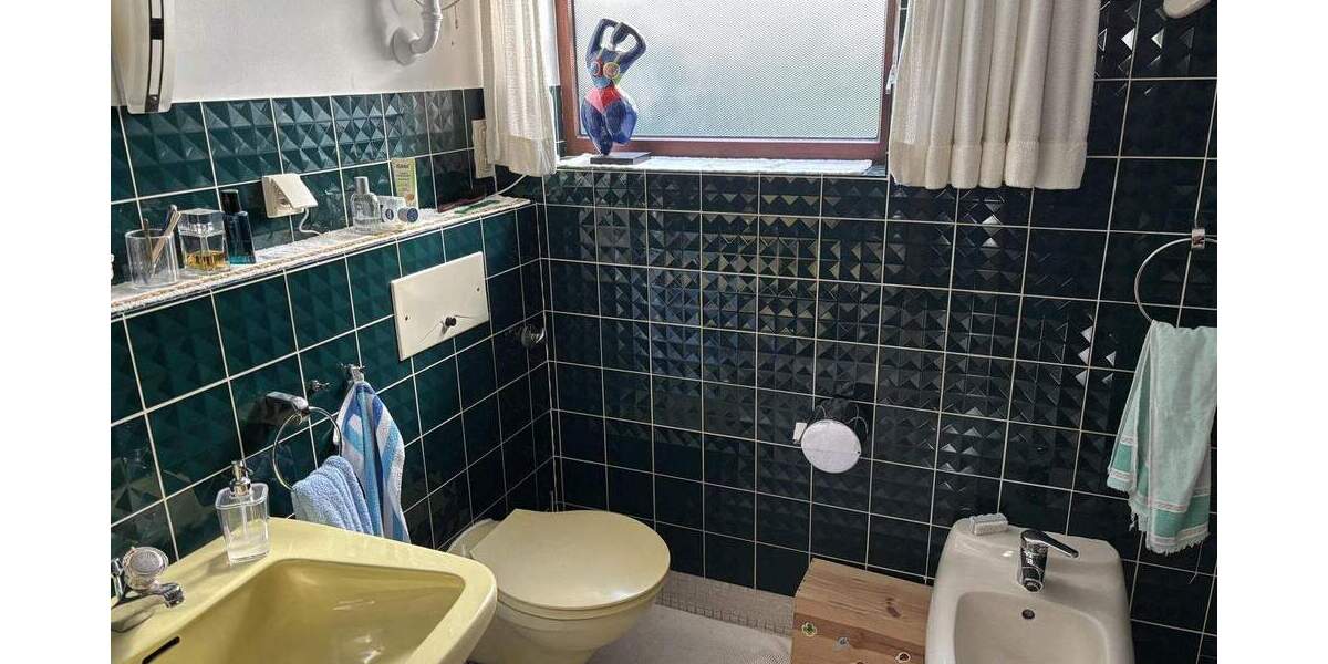 Einfamilienhaus Ronnenberg Weetzen - 7 Zimmer, 216 m&sup2;, 249.000&euro; | Angebot:25733409