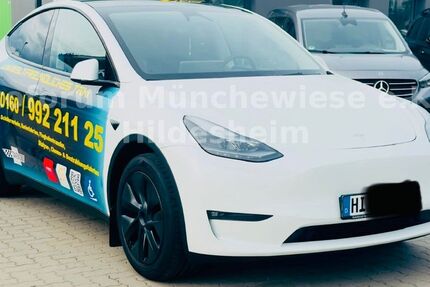 Tesla Model Y 17.800 km 49.999 € Hildesheim 31135
