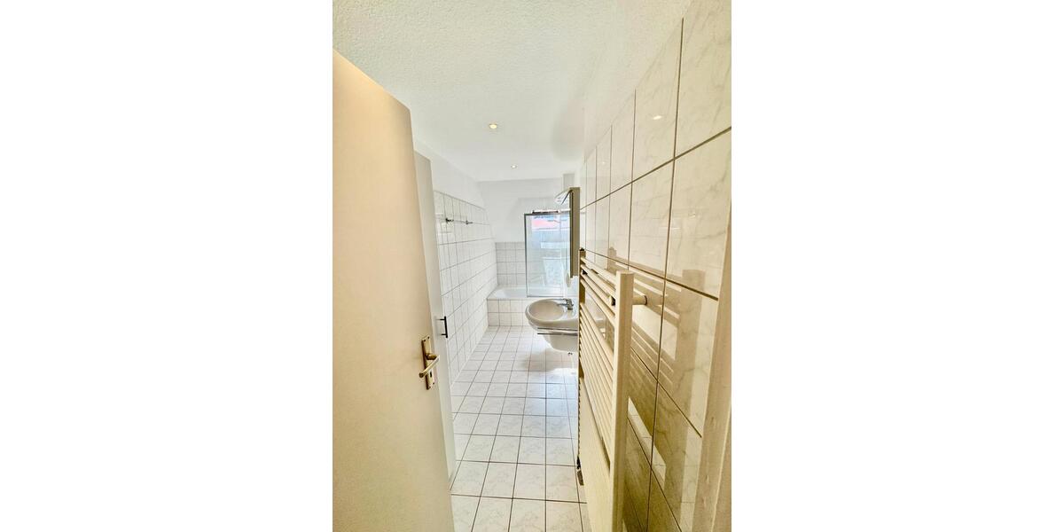 Etagenwohnung Hannover Vahrenwald-List - 3 Zimmer, 86 m&sup2;, 330.000&euro; | Angebot:27433093