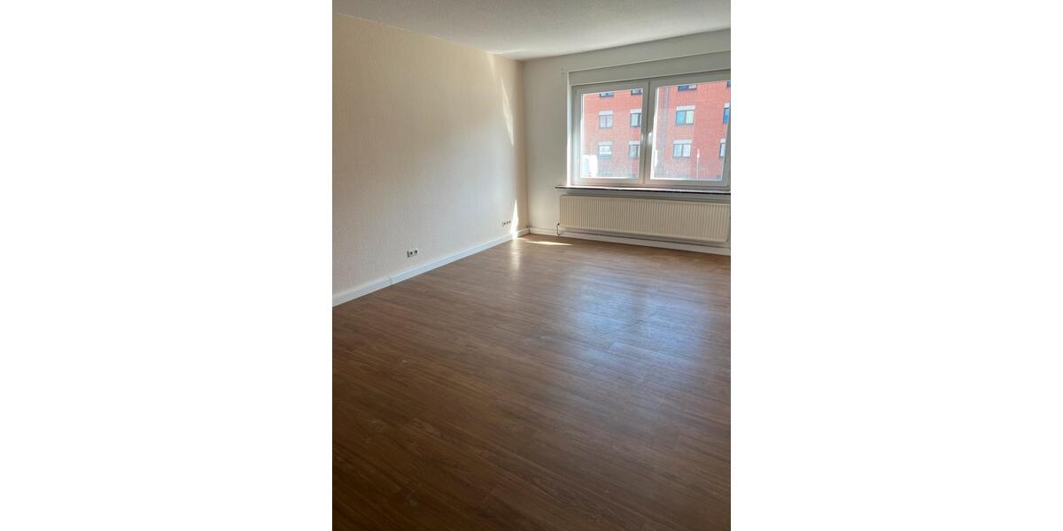 Etagenwohnung Hildesheim Himmelsthür - 3 Zimmer, 97 m&sup2;, 900&euro; | Angebot:26312279