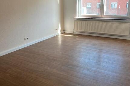 Wohnung Hildesheim Himmelsthür - 3 Zimmer, 97 m&sup2;, 900&euro; | Angebot:26312279