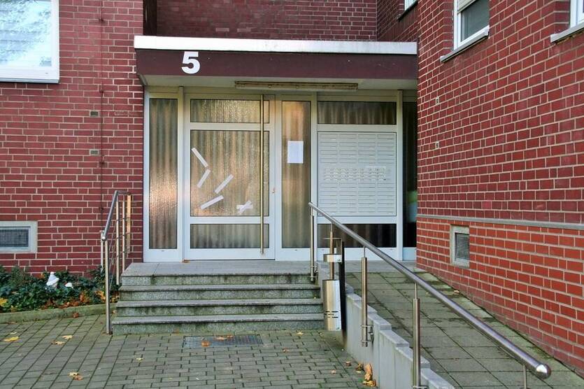 Neuer Preis ..... 2 Zimmer, Balkon plus Garage ... !!! 2 zimmer