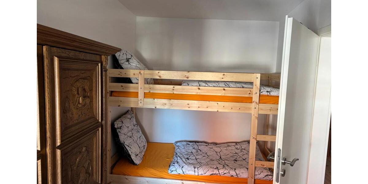Etagenwohnung Rodenberg - 3 Zimmer, 90 m&sup2;, 880&euro; | Angebot:26495682