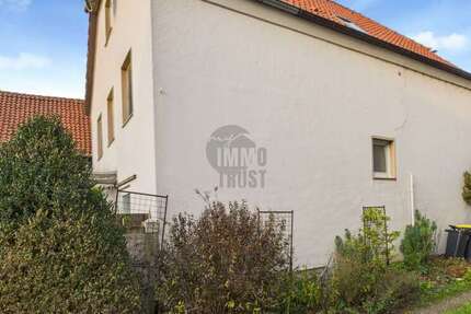 Haus zum Kaufen in Pattensen 295.000 € 268 m² 10 zimmer