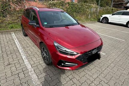 Hyundai i30 65.700 km 17.100 &euro; Seelze 30926