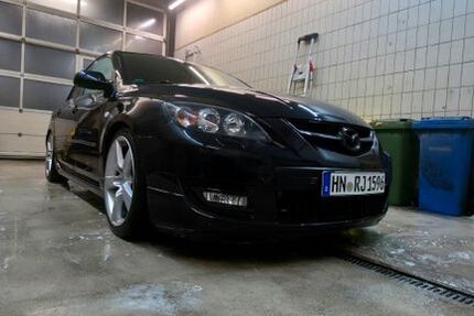 Mazda 3 198.000 km 9.999 &euro; Giesen 31180